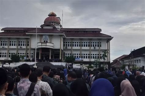 Peringatan Hardiknas 2024 Di Halaman Kantor Walikota Pangkalpinang