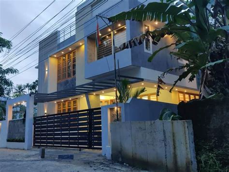 4 BHK 2400 SQ FT HOUSE FOR SALE AT KIZHAKKEKOTTA THRIPUNITHURA