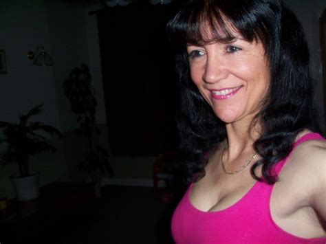 Aloneagen 53 From Nottingham Is A Local Granny Looking For Casual Sex