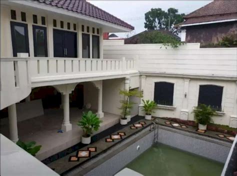 Rumah Mewah Lantai Plus Kolam Renang Di Suhat Malang Dijual Co Id