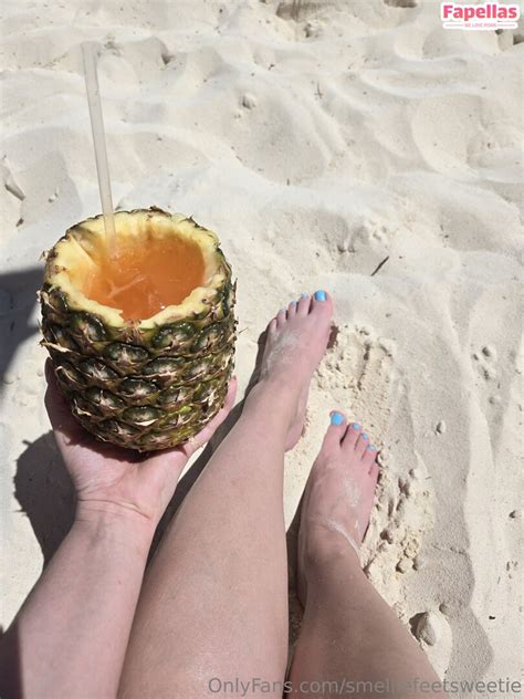 Ieatmypancakeswithaspoon Aka Smelliefeetsweetie Nude Leaks OnlyFans Fapellas