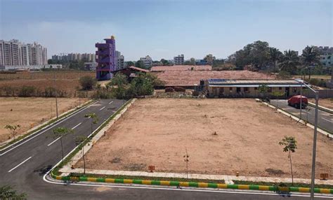 Sq Ft Plot For Sale In K V Narayanan And Muralikrishna Shastry