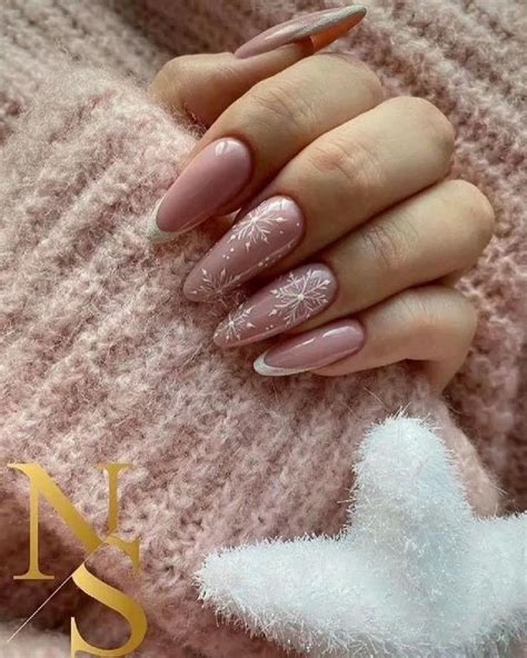 Pin By Amra Fashion Advertiser Th On Pins By You Chistmas Nails