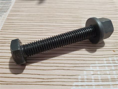 Срезало болт левой подушки двигателя. — Smart Roadster, 0,7 л, 2003 ...