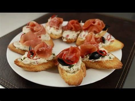 Montaditos De Jamon Serrano Stuzzichini Aperitivo Bruschetta