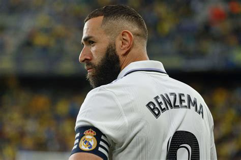 Football Benzema Au Real Madrid C Est Fini