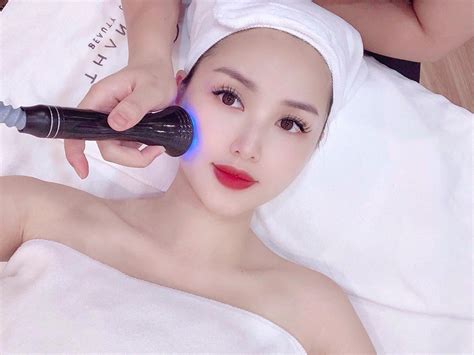 Cuối tuần của các hot mom Hằng Túi say đắm với nụ cười của bé Sam bà xã Bình Minh đẹp xuất