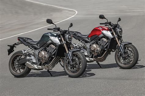 Honda CB 650R 2023 ganha nova opção de cor no Brasil