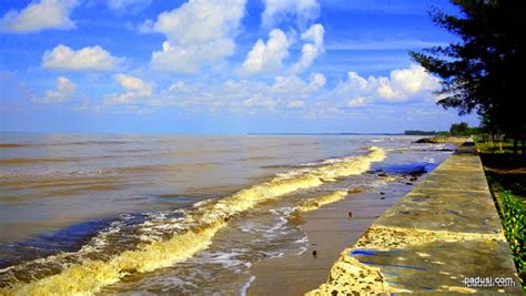 Pantai Cemara Pulau Salak Pagatan Tanah Bumbu