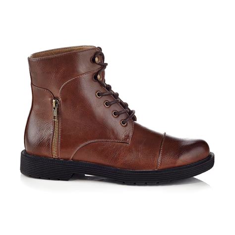 Solo - Deluxe Footwear - Touch of Modern