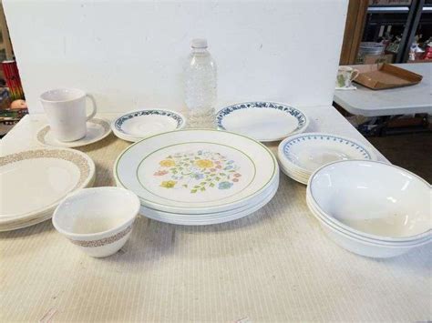 Corelle Plates, Bowls, Other - Trice Auctions