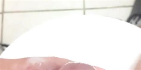 Con Ganas De Una Rica Vagina Jugando Con Mi Leche Tnaflix