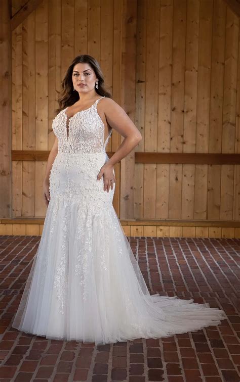 Sexy Lace Fit And Flare Wedding Dress Essense Of Australia