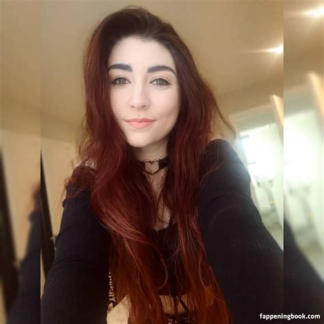 Wolfabelle Wolfabelle Nude OnlyFans Leaks Fappening FappeningBook