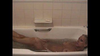 Bathtub XVIDEOS