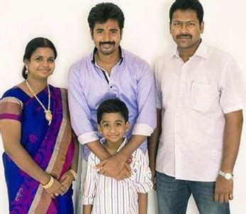 Sivakarthikeyan Wiki, Height, Age, Wife, Family, Caste, Biography ...