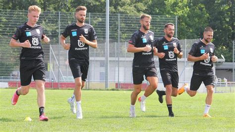 Fußball Trainingsstart Beim Ssv Ulm 1846 Fußball Mit 15 Neuen Spielern