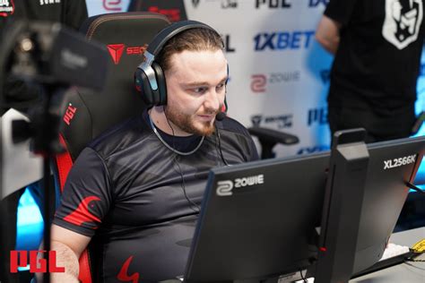 File:Djoko at Copenhagen Major 2024 EU RMR.jpg - Liquipedia Commons Wiki