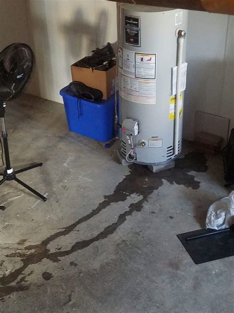 How To Fix Leaking Hot Water Tank At Linda Fujiwara Blog