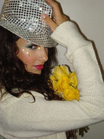 Bel N Rodr Guez Fotos Latex Bikini Nicole Anderson Photoshoot Cristina Ricci Suck Kaley Cuoco