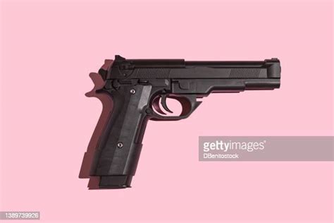 Pistol Silencers ストックフォトと画像 Getty Images