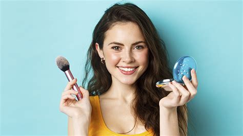 Descubre Los Mejores Productos De Maquillaje Para Realzar Tu Belleza