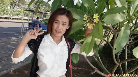 Asian MILF Miaw B Lifts Up Her Skirt And Takes A Dick In Amateur POV Action CoedCherry