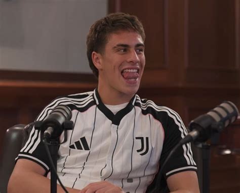 Ivan Abragan Adl Kullan C N N Hot Panosundaki Pin Futbolcular Y Ld Z Futbol Resimleri