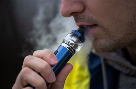 A Beginners Guide To Cannabis Vaping Safety Benefits And Choosing