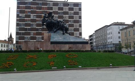 Monumento Ai Caduti Di Monza Pietre Della Memoria