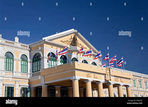 Ministerio de defensa de tailandia fotografías e imágenes de alta