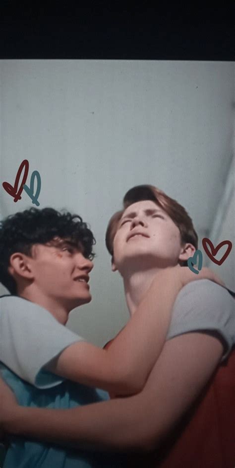 Pin On Heartstopper Alice Book Cute Gay Couples Cute Gay