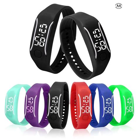 2018 New Fashion Led Sports Running Watch Date Rubber Bracelet Digital