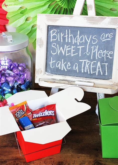 Birthday Candy Buffet #LetsBirthday - Positively Splendid {Crafts, Sewing, Recipes and Home Decor}