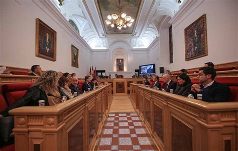 El Gobierno de Milagros Tolón aprueba los Presupuestos del Ayuntamiento