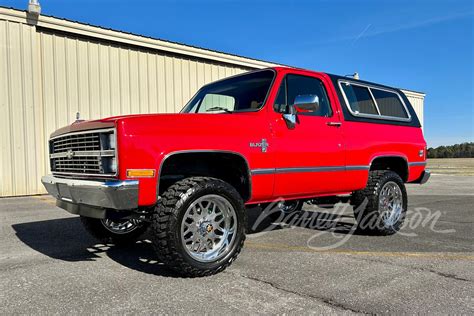 Lot 380 1 1984 Chevrolet K5 Blazer Custom Suv Barrett Jackson