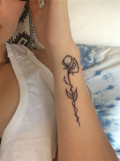 Simple Sweet Pea Tattoo