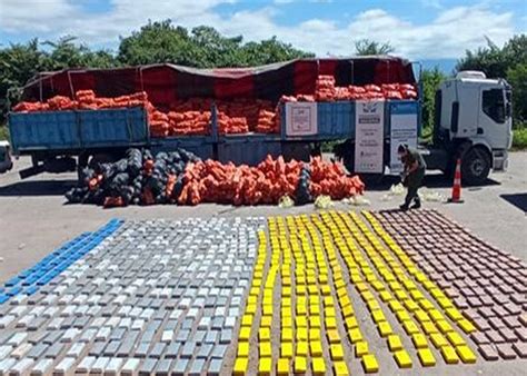 Operativo Zapallos Duros Incautados 861 kilos de cocaína ocultos en