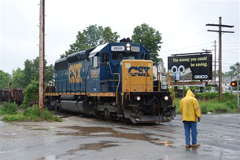 Conrail work train YPMA-95 spotted on Southern Secondary - RailsEast.com