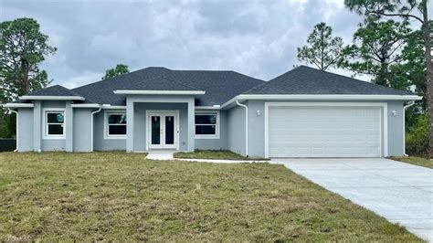 680 Mirror Lakes Ct Lehigh Acres Fl 33974 ®