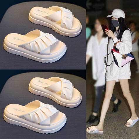 HOT รองเทาแตะใหความรสกเหมอนนางฟาสำหรบผหญงรองเทาชายหาดใสดานนอกสดอนเทรนดแบบใหม