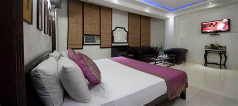 Hotel Sarthak Palace Near Karol Bagh Metro Station New Delhi