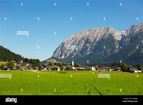 Salzkammergut Resort Hi Res Stock Photography And Images Alamy