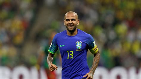 Fijan Fecha para Juicio de Dani Alves por Violación N