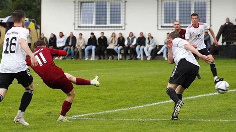 Fu Ball Bezirksliga Kreisderby Als Wiedergutmachung Sport