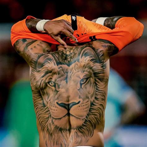 The Name Is Memphis Depay Follow Footballpictures