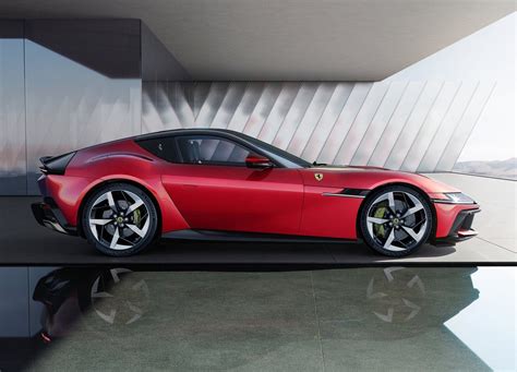 Ferrari sorprende al mundo con la presentación del 12Cilindri que