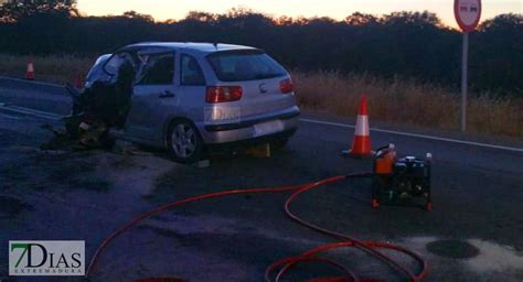 Im Genes Del Accidente Mortal En La Nacional Extremadura Dias