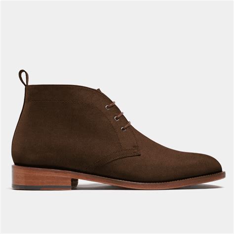 Men's Chukka Boots in brown suede