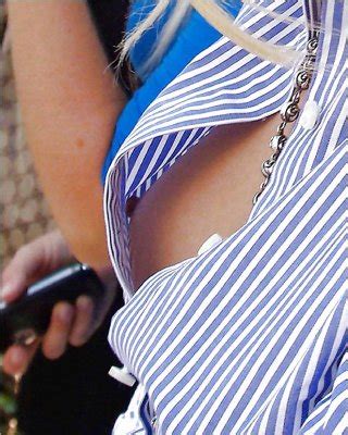 Celeb Wardrobe Malfunction Vol VI Upskirt Down Blouse Porn Pictures XXX Photos Sex Images